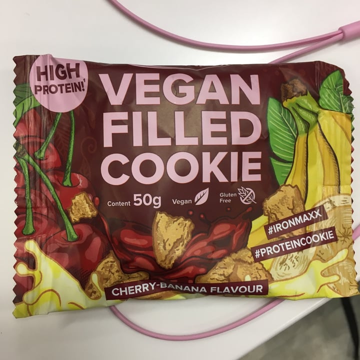 review photo of IronMaxx Cookie cherry banana shared by @javicobos on 02 Mar 2022 - review