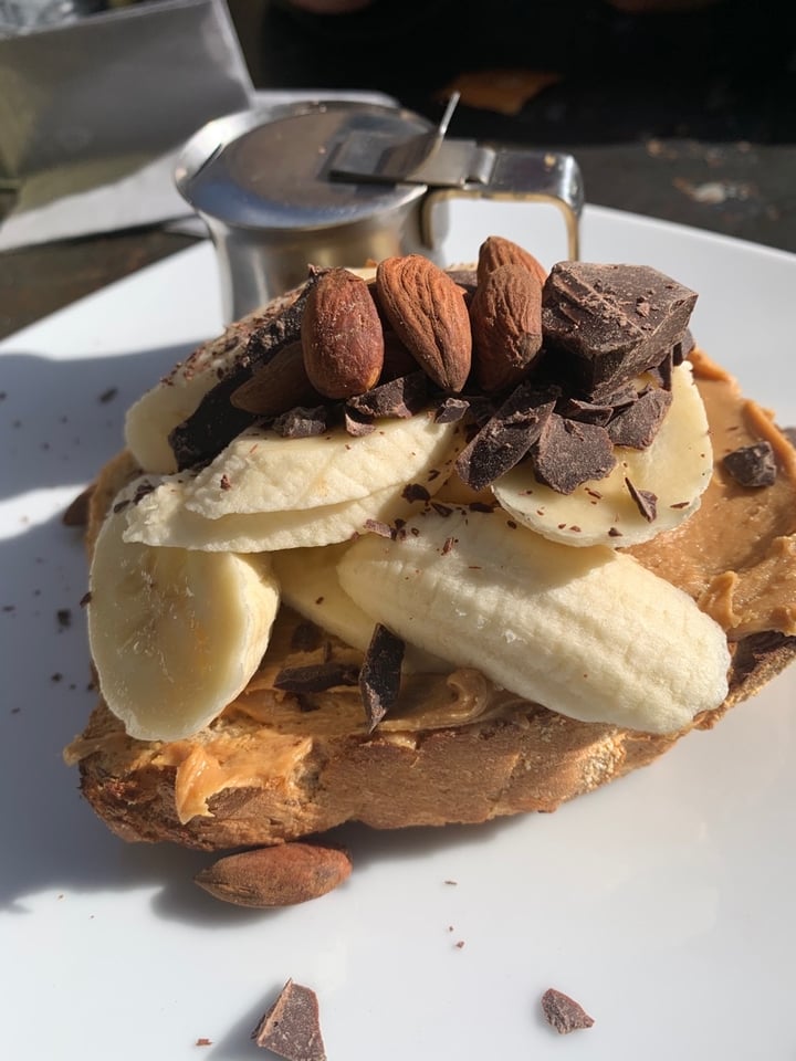 photo of Casamadie Peanut Butter Bread shared by @evey on  17 Feb 2020 - review