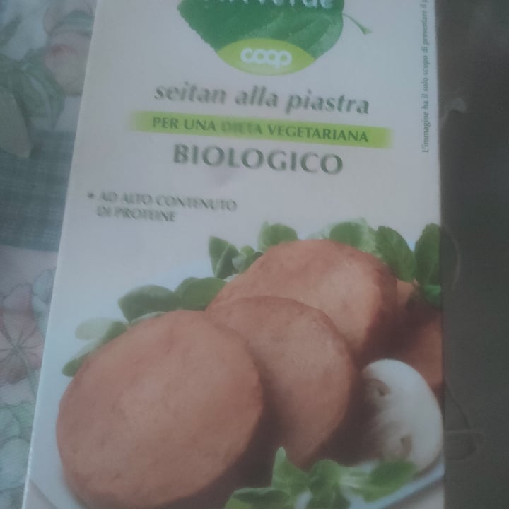 review photo of Vivi Verde Coop Seitan Alla Piastra Biologico shared by @loryalby on 22 Apr 2022 - review