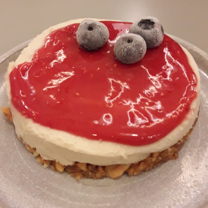 review photo of Bioma plant based café Cheesecake shared by @argoroth on 21 Mar 2021 - review
