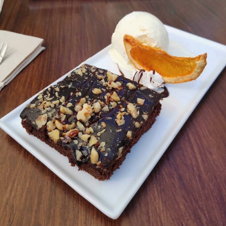 photo of Restaurant Katako Veg Brownie con Helado shared by @franciscasotz on  23 Oct 2020 - review