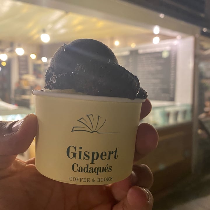 photo of Gispert helado dé chocolate Negro y Mango shared by @pilitejedor on  26 Jun 2022 - review