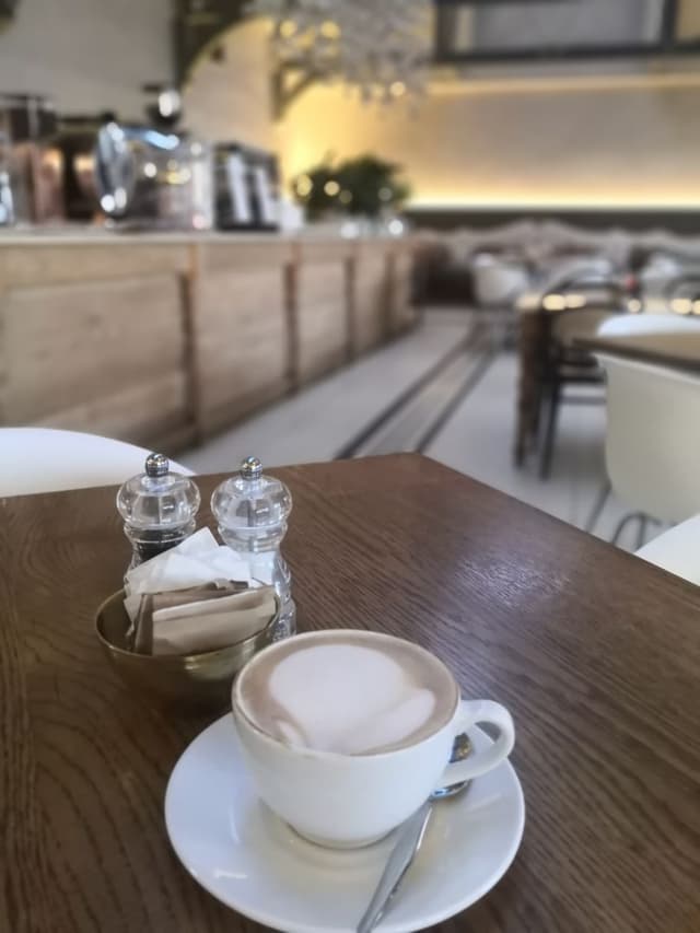 Photo du plat “Oat milk cappuccino”