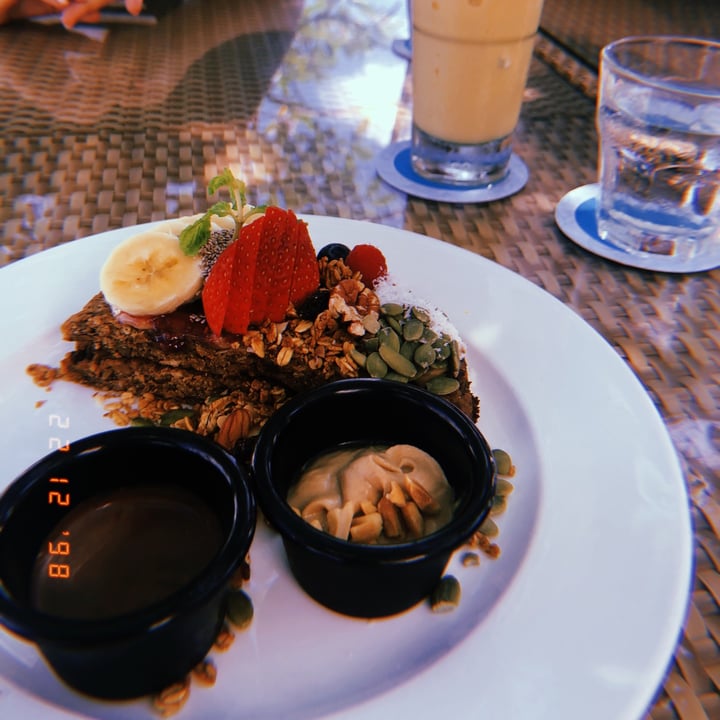 photo of Privé Keppel PB&J with Flourless Banana & Oat Pancakes shared by @michelle555 on  22 Dec 2020 - review