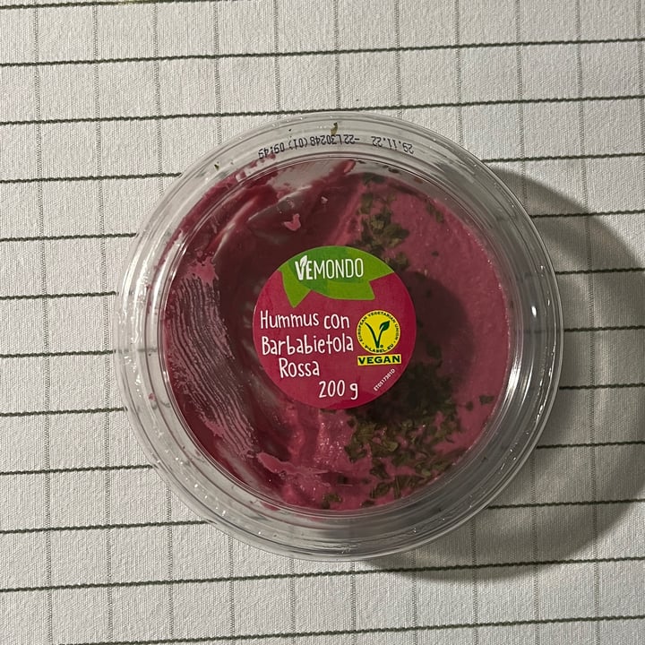 review photo of Vemondo hummus barbabietola rossa shared by @federicoleggio on 24 Nov 2022 - review