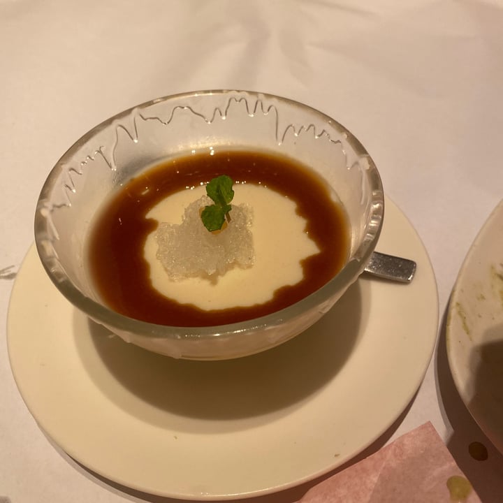 photo of SUFOOD Singapore Snow “Bird Nest” (XUE YAN) Pudding shared by @peasfulpea on  02 Feb 2022 - review