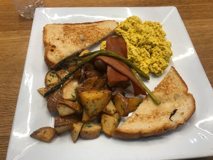 review photo of The Modern Vegan What happens In Vegas... shared by @xnikkix on 31 Mar 2020 - review
