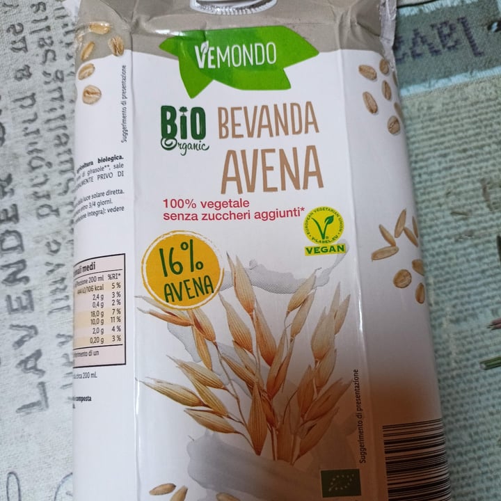 photo of Vemondo  Bevanda Avena shared by @beevegan on  25 Jul 2022 - review
