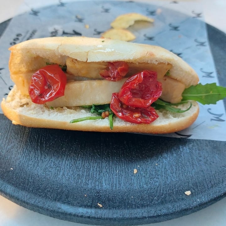 photo of 100 MONTADITOS AURA Straccetti Di Pollo Vegetale Heura, Rucola E Pomodorini Confit shared by @evane on  22 Jun 2022 - review