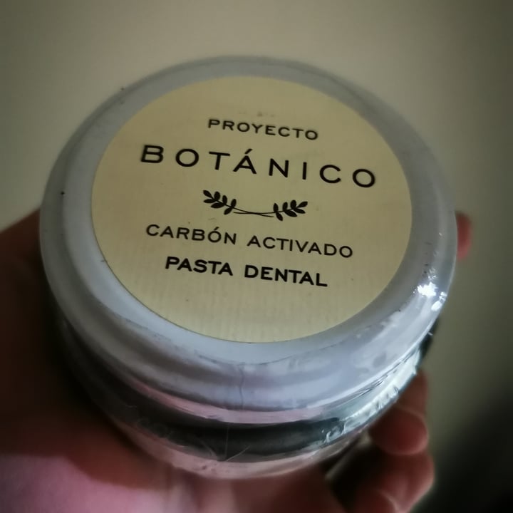 review photo of Proyecto Botánico Carbón Activado, Pasta Dental shared by @erimch on 28 Apr 2020 - review