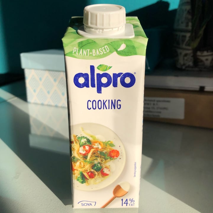 photo of Alpro Cooking/Cuisine Soya 14% Fat shared by @mvrtina on  16 Mar 2022 - review