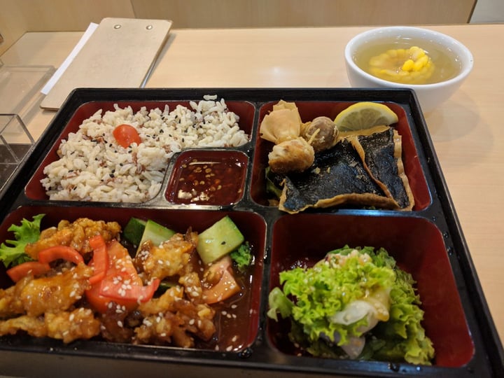 photo of Idealite @ Queensbay Mall Sweet and sour bento shared by @tanseohchen on  04 Jul 2019 - review