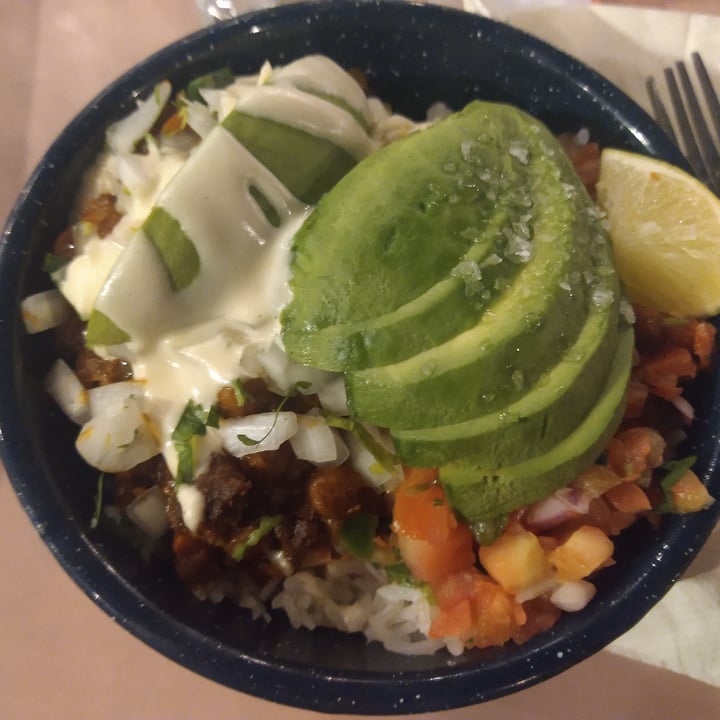 photo of Lonesome Rose Tinga de Garbanzo (Vegan) Bowl shared by @annnni on  05 Jun 2021 - review