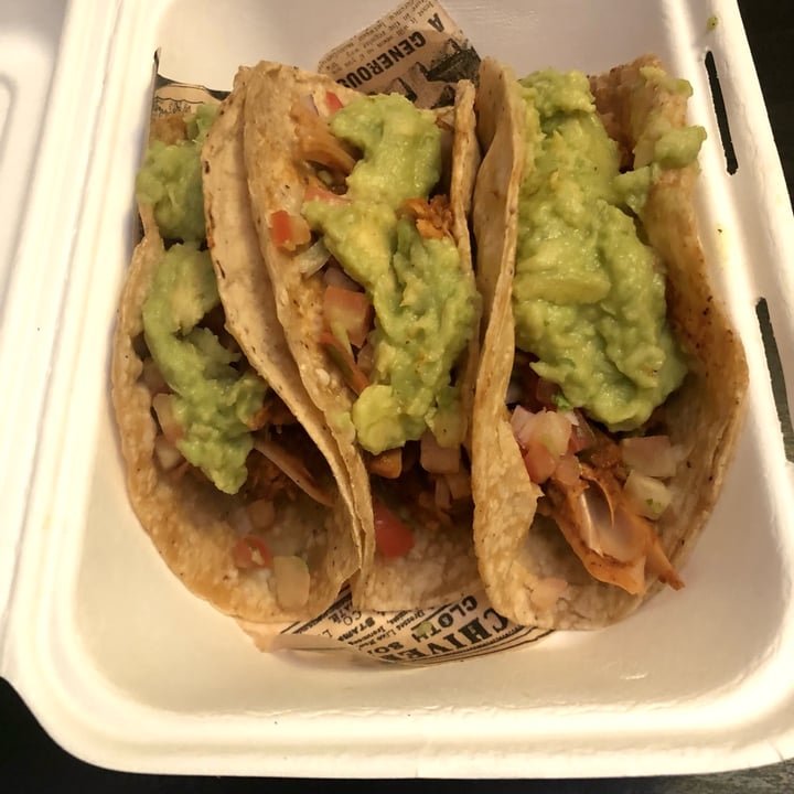 photo of La Patisa Tacos de carnitas shared by @comocomervegetales on  31 Jul 2022 - review
