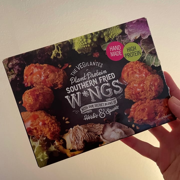review photo of The Vegilantes Southern Fried W*ngs Herbs & Spices shared by @siennajas on 07 May 2021 - review