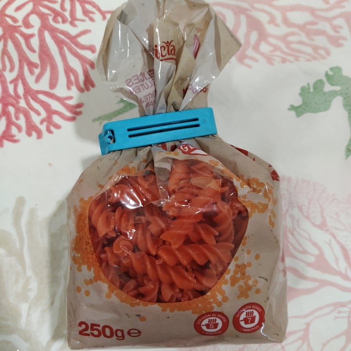 photo of Hacendado Fusilli de Lentejas Rojas 100% shared by @veggiebrocoli on  03 Nov 2020 - review