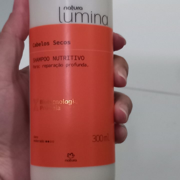 photo of Natura Lumina Shampoo Nutritivo shared by @isleiaoliveirafreita on  20 Apr 2022 - review