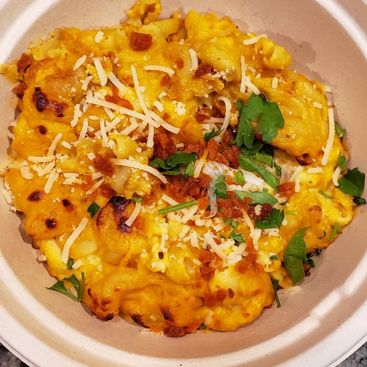 photo of Virtuous Pie Mac & Cheez Skillet shared by @goodkarmavegan on  02 Jan 2021 - review