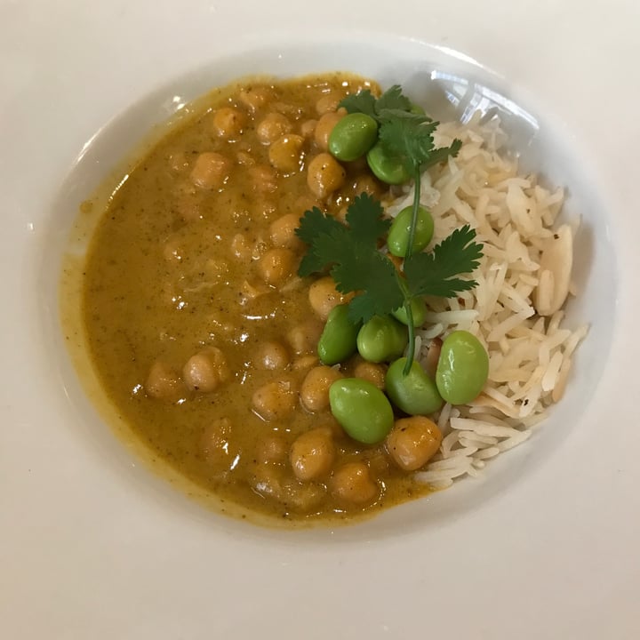 review photo of Te Quiero Verde Curry de garbanzos con arroz shared by @noecasast on 16 Jan 2022 - review