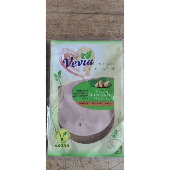 photo of Vevia Veganer Aufschnitt shared by @goveg on  28 Jul 2021 - review