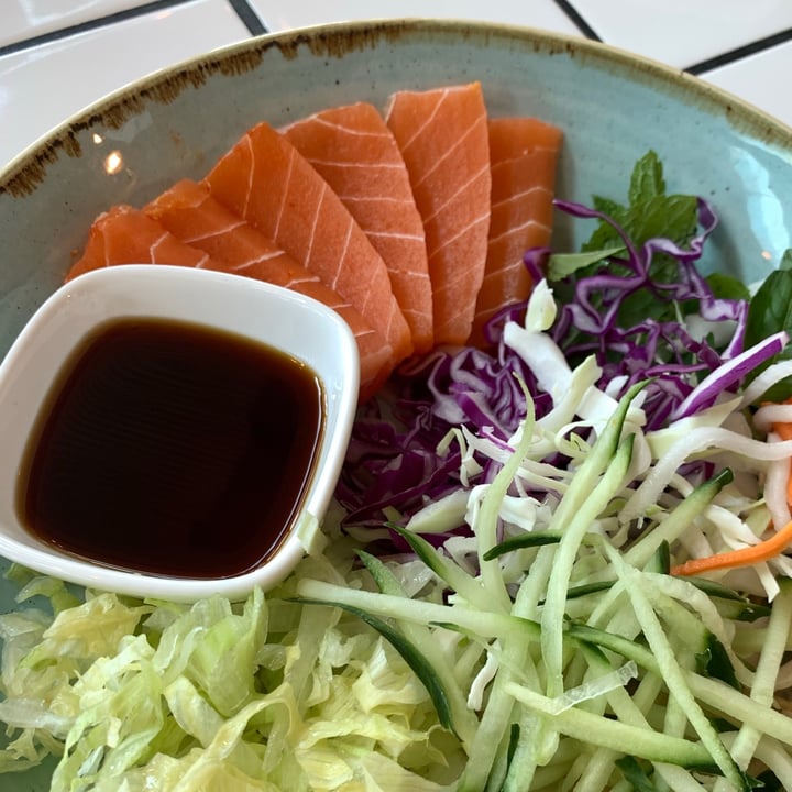 photo of Vincent Vegetarian Food Vegan Salmon Sashimi shared by @cnnna on  21 Jan 2021 - review