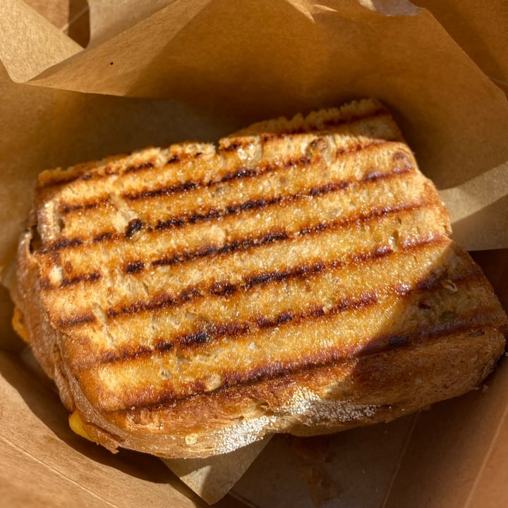 photo of Whitley bean Cheese Toastie shared by @meganthevegetable on  04 Jul 2022 - review