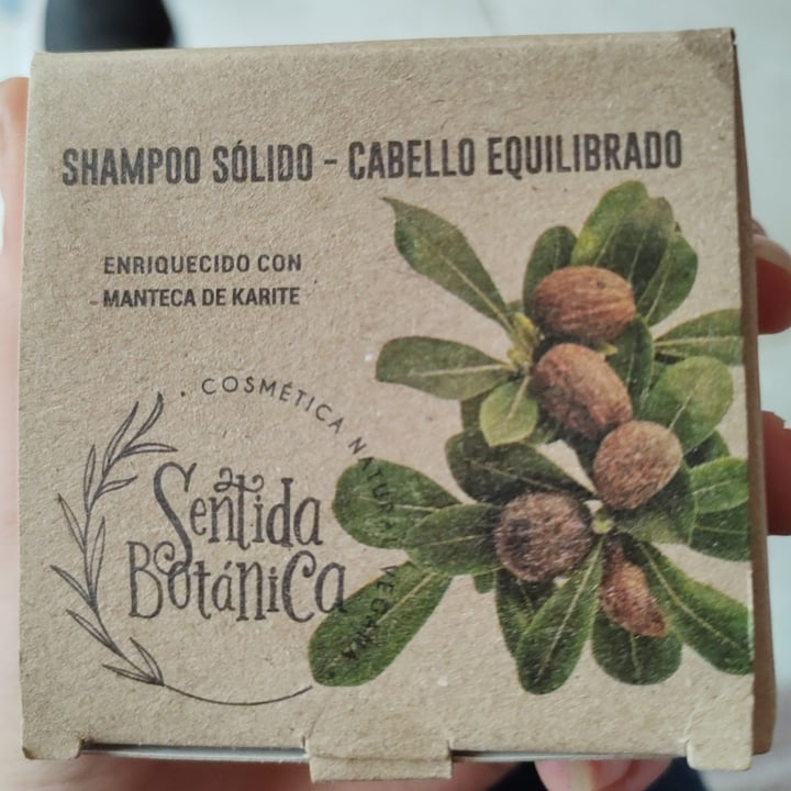 photo of Sentida Botánica Shampoo sólido cabello equilibrado shared by @meliicaffaro on  17 Jun 2021 - review