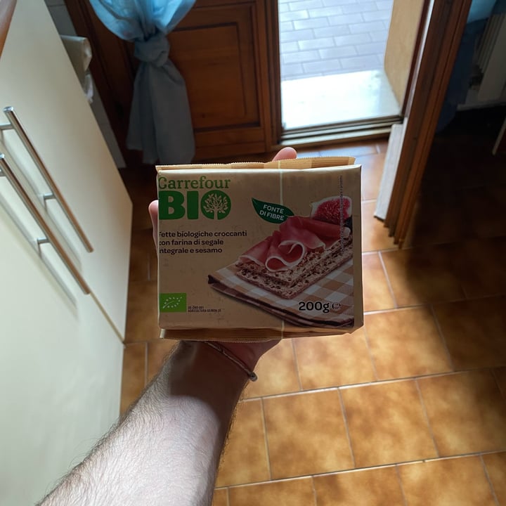 photo of Carrefour Bio Fette Biologiche Croccanti Con Farina Di Segale Integrale E Sesamo shared by @loria28 on  30 May 2022 - review