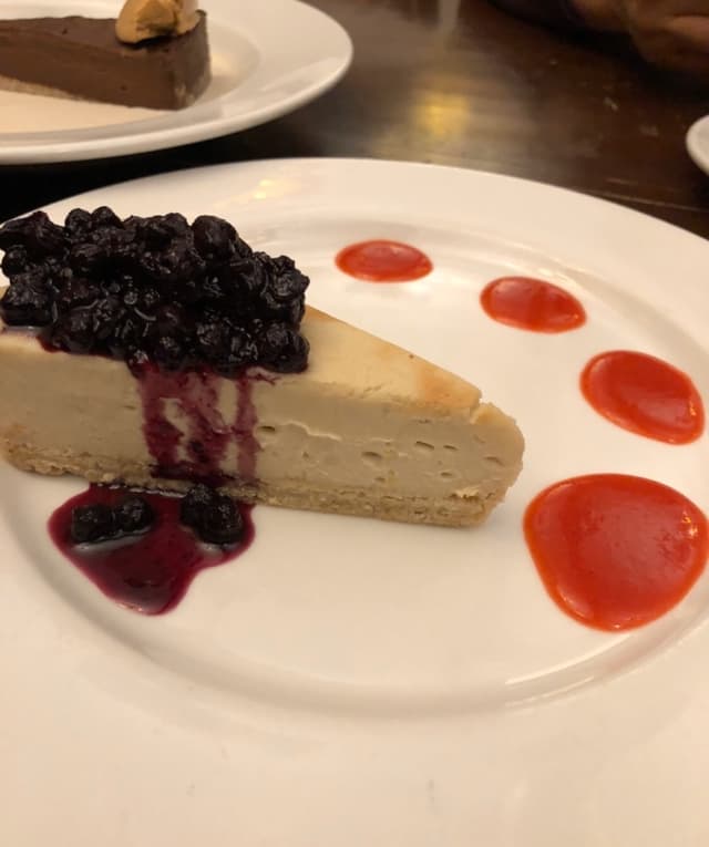 Foto del plato “lemon vanilla cheeze cake”