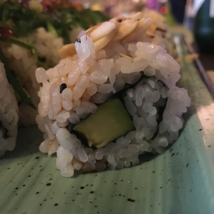 photo of Makai Uramakeria & Sushi Oma Vegan Roll shared by @giorgia97 on  30 Jun 2022 - review