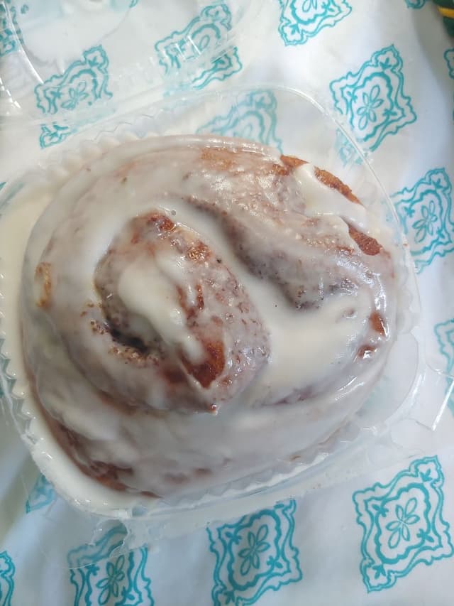 Photo of the dish “Vegan Cinnamon Roll”