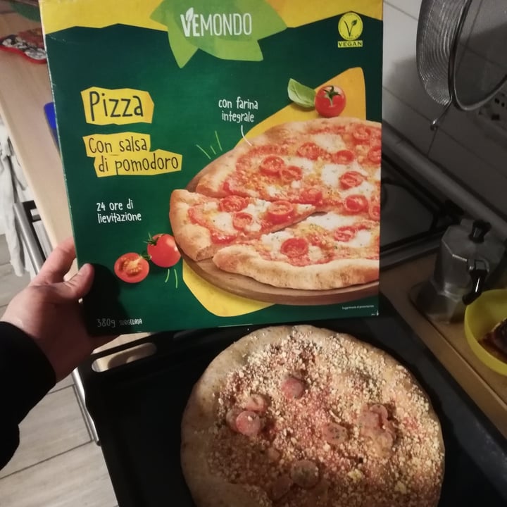 review photo of Vemondo Pizza Con Salsa Di Pomodoro shared by @emanuelepascuzzo on 29 Mar 2022 - review