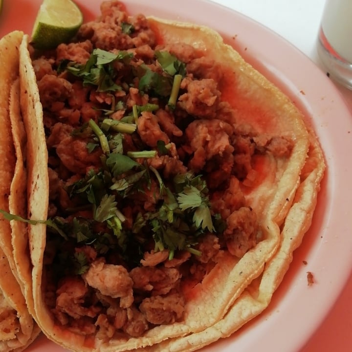 photo of Veganísimo Loncheria Vegana Taco de suadero shared by @naynaynay on  02 Jul 2021 - review