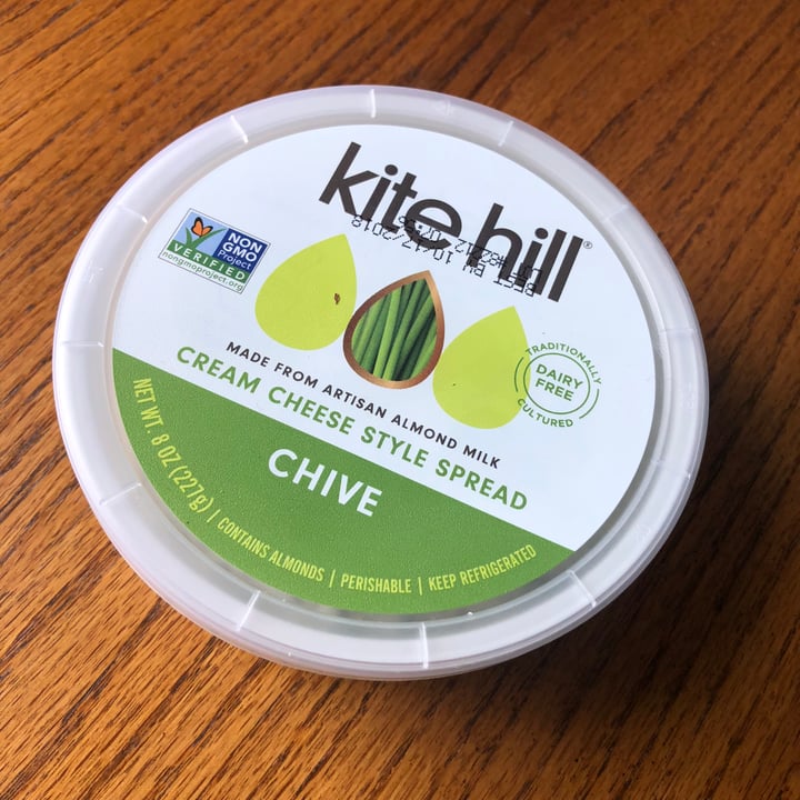 photo of Kite Hill Cream Cheese Alternative Chive shared by @stphsmth on  20 Sep 2018 - review