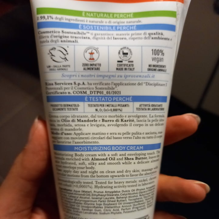 review photo of I Provenzali Crema corpo mandorle dolci shared by @beatricemv on 05 Sep 2022 - review