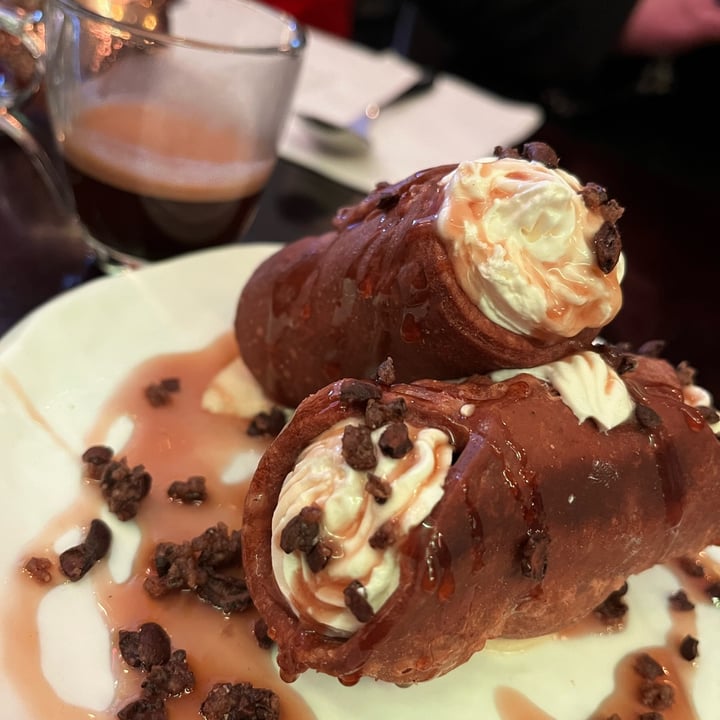 review photo of Veginity cannoli shared by @theplantbasedbassist on 02 Nov 2022 - review