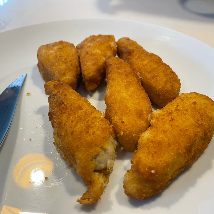 photo of Woolworths Food Crumbed strips shared by @pravika on  11 Oct 2021 - review