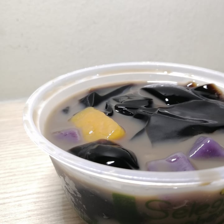 photo of Selegie Soya Bean Grass jelly with Tapioca Cubes shared by @loveplanetearthclub on  03 Nov 2021 - review
