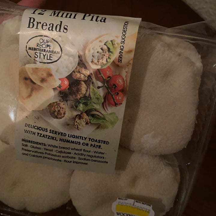 photo of Woolworths Food 12 Mini Pita Breads shared by @bianca1701 on  05 Oct 2020 - review