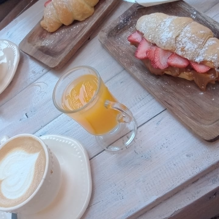 photo of Alma de Barrio Café Alma vegana shared by @giulipa on  04 Mar 2022 - review