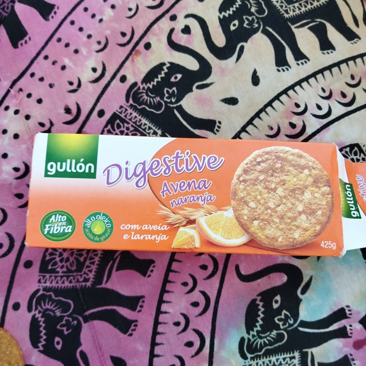 photo of Gullón Digestive Avena y Naranja shared by @latahitiennevoyage on  28 Nov 2021 - review