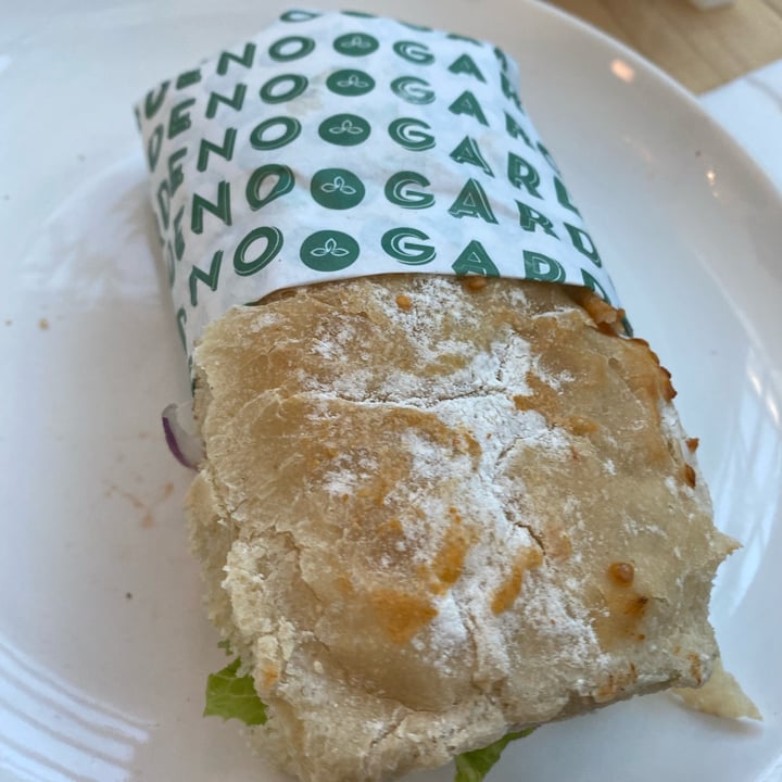 photo of Gardeno Plant Based Panino Caprese shared by @burritodechilaquiles on  18 Jan 2022 - review