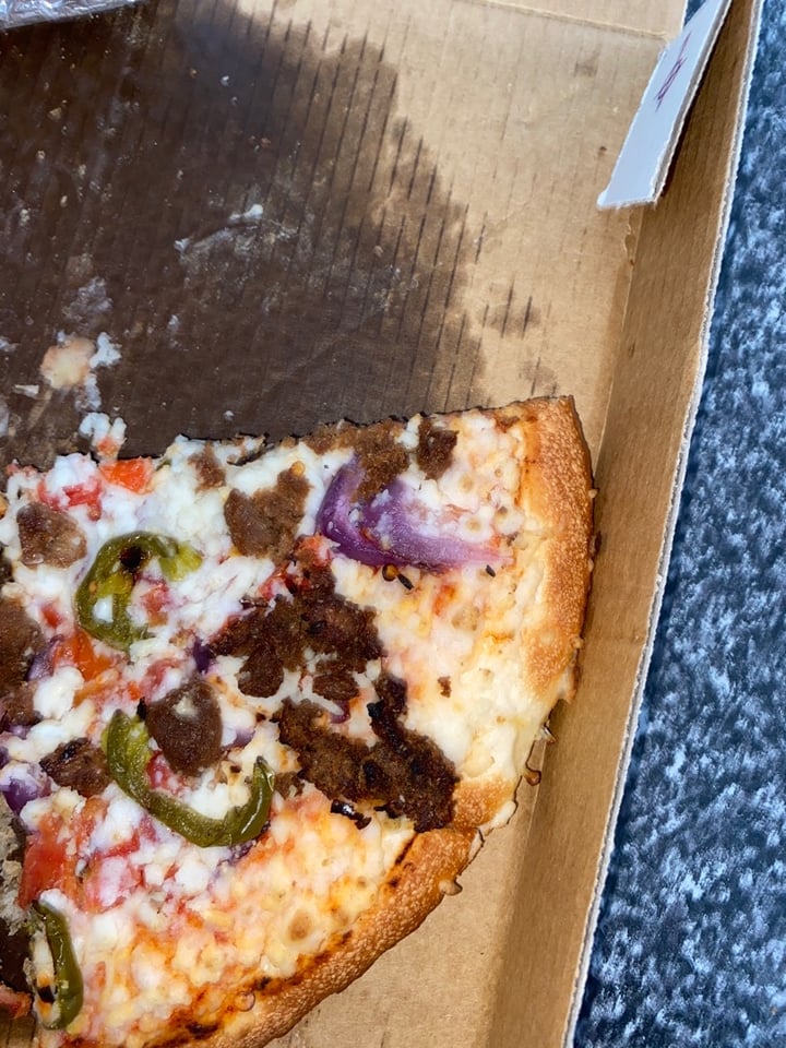 review photo of Domino's Pizza Treendale Vegan Fire Breather shared by @ssacpotato on 19 Apr 2020 - review