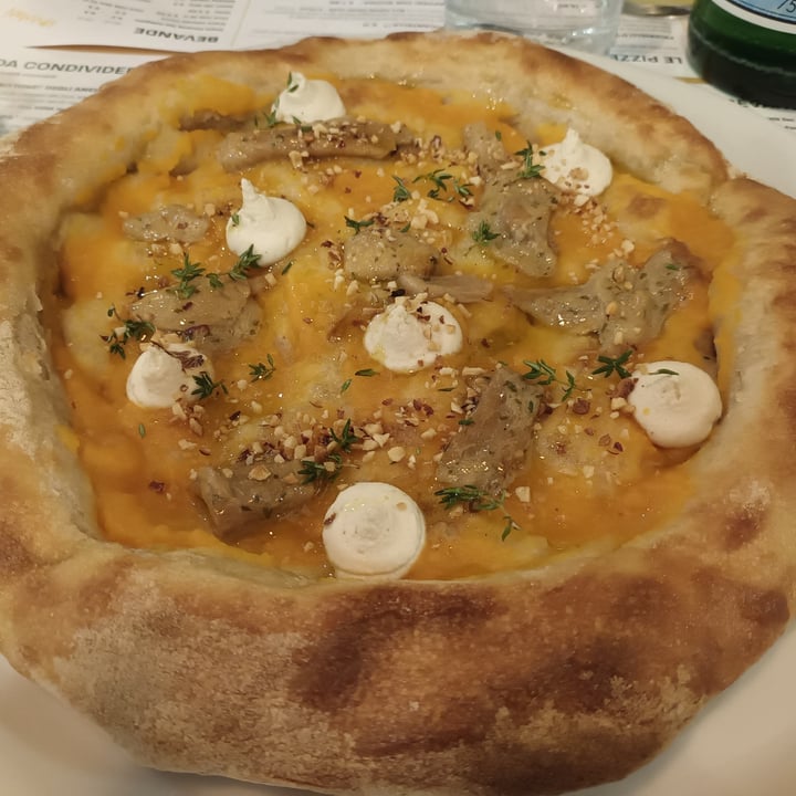 photo of Pit'sa Pizza Un porcino fuori di zucca shared by @samarra on  05 Dec 2022 - review