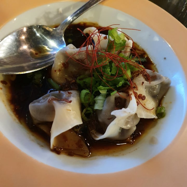 photo of Chi Spicy Truffle Wontons shared by @anistavrou on  07 Oct 2022 - review