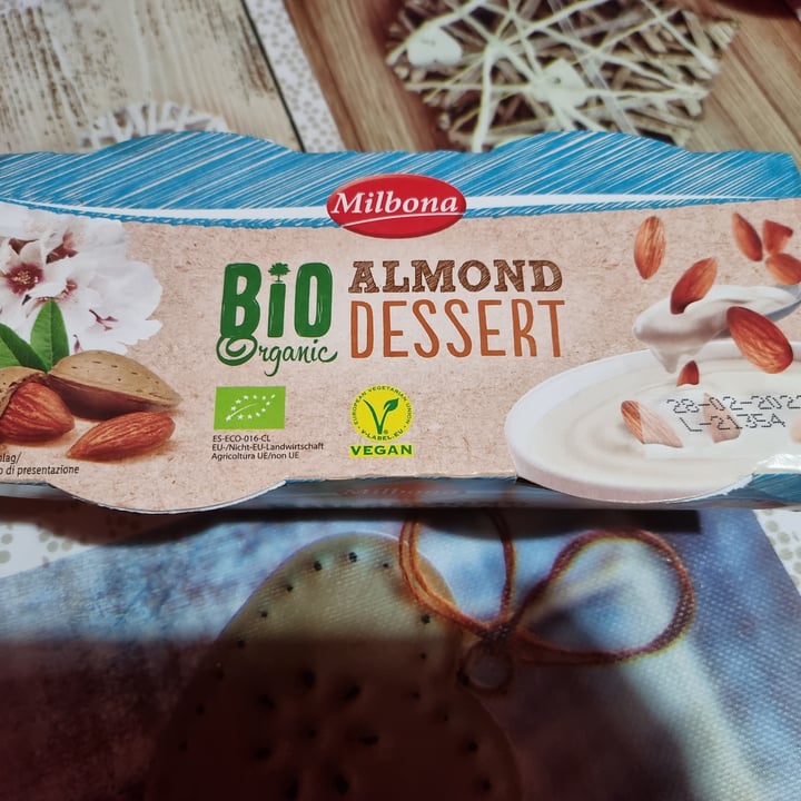 photo of Milbona Almond dessert shared by @francy82 on  02 Mar 2022 - review