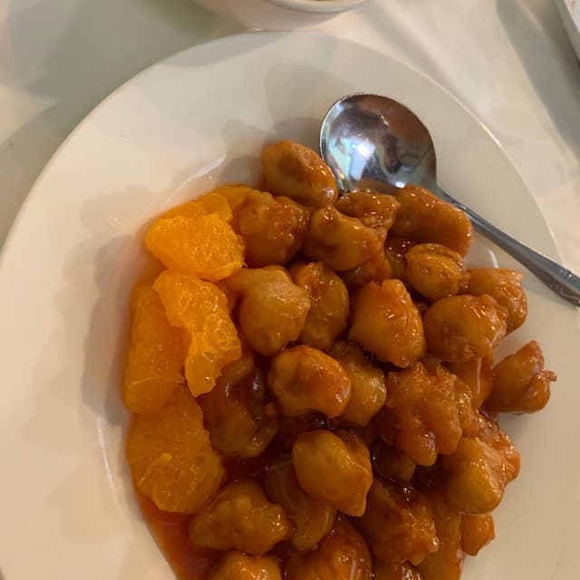 Foto del plato “Orange chicken”