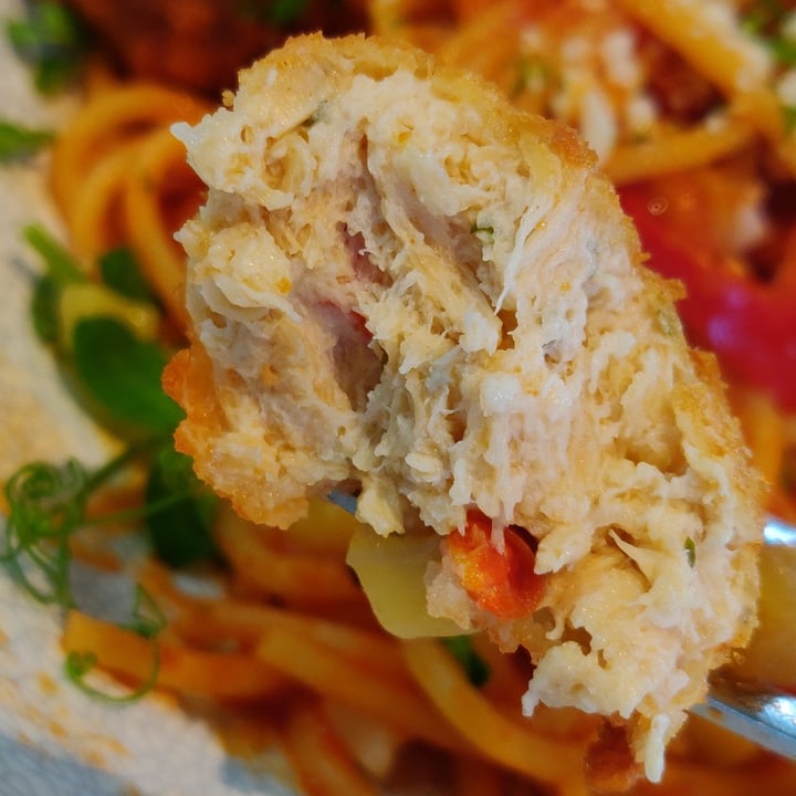 review photo of Green Common Singapore Gardein Crab Cake shared by @cel3ritas on 26 Mar 2021 - review