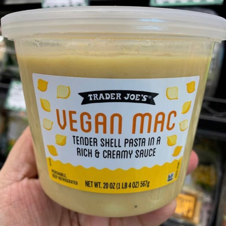 review photo of Trader Joe's Vegan Mac shared by @emannion on 28 Jan 2022 - review