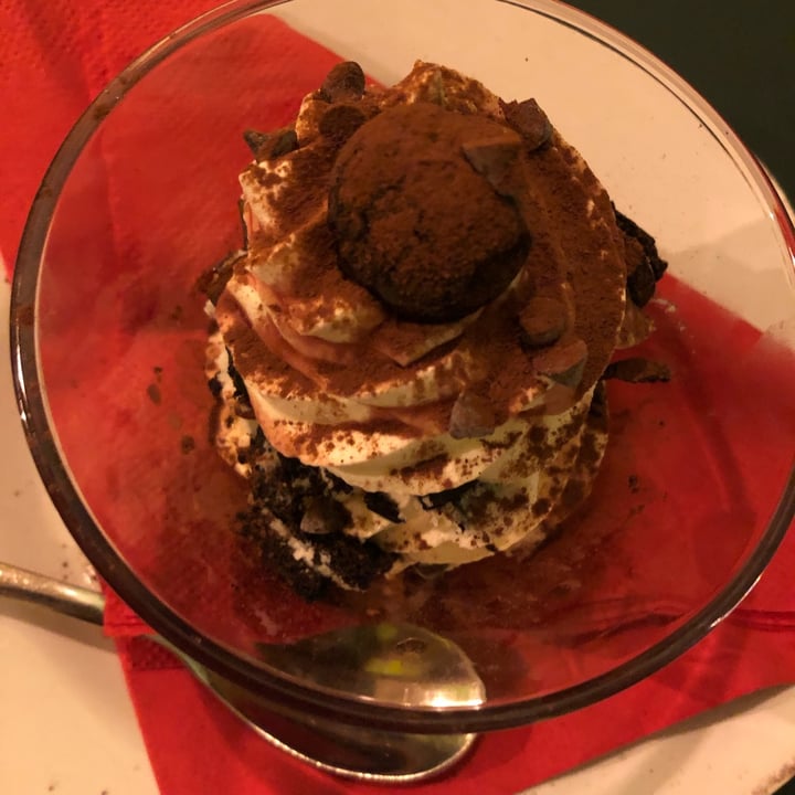 photo of DuedipiccheVegan tiramisù shared by @frappa on  20 Aug 2022 - review